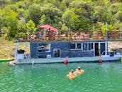 2 Bedroom 2 Bathroom Skipperliner Airstream Houseboat-Yacht at Cypress Creek Arm in a scenic cove next to zipline