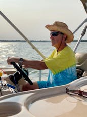 Charter this 22' Sun Tracker DLX Pontoon on Lake Lewisville - With Captain