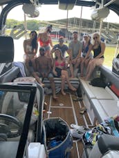 Nautique G25 Wake Boat  - Group Wake Surf Rentals! Kid Friendly!