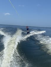 Comodidad y deportes acuáticos en el lago Livingston