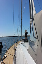 Beautiful Jeanneau 58' Sailboat in Marina del Rey