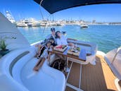 34” Sea Ray Sundancer Luxury Motor Yacht In Marina Del Rey, California