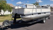 17' Sun Tracker Pontoon - Pick up in Mesa, Arizona