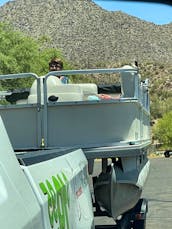 17' Sun Tracker Pontoon! pick up in Mesa, Arizona