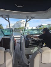 Détendez-vous avec style et louez notre magnifique bateau de 38 pieds : créez des souvenirs inoubliables !