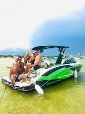 23' Chaparral Boat for Rent in Brickell, Miami (One hour FREE from Monday to Friday)