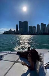 80' Sunseeker Power Mega Yacht The madness of Miami, live it now!
