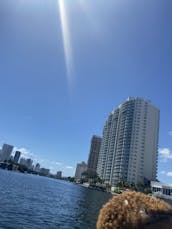 Pontón de 24 pies en Ft. Lauderdale 