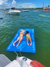 💰 MOST AFFORDABLE LARGEST DAY BOAT | UP TO 10 PPL