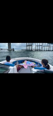24' Rinker Captiva || Amazing Adventure In Miami, Florida 🛥