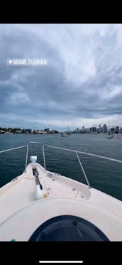 37FT MONTEREY Experience Miami: Big Discounts Available! Inquire Now!