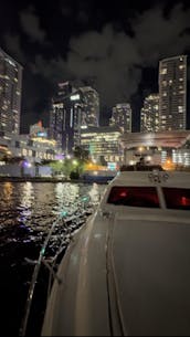 48’ SeaLine Flybridge Yacht (1 hour JetSki Included when you book for 4 hours!!)