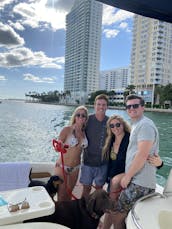 Cruise Miami Beach with the Sea Ray Sundancer 455 Motor Yacht!