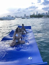 Explore Miami at $50/Hr on a 26' Sea Ray Rental!