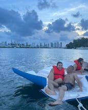 1 hora gratis: yate y moto acuática en Miami: Sea Ray Sundancer de 50 pies