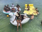 Barco de festa divertido de 45 pés em Miami -40 passageiros no máximo -Tudo incluído -Muito limpo-