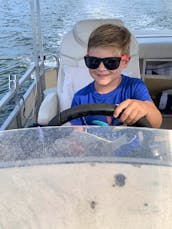 Making Waves and Catching Rays II with 29ft Everglades Center Console Boat!