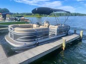 Pontoon Paradise - Brand New 2023 Suntracker Party Barge for rent in Mineral, Virginia