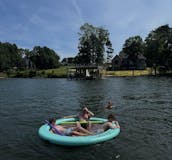 Enjoy Lake Norman w/ this Luxury Boat (Driver Included👨‍✈️) 