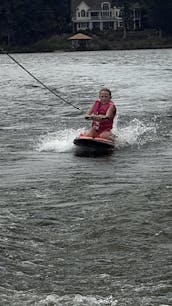Your VIP Lake Experience: Lake Norman (Driver Incl. 👨‍✈️)