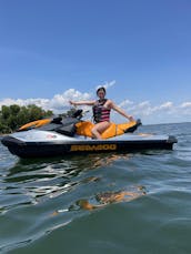 Fun in the Sun Lake Norman!! 2024 Sea Doo with Bluetooth speakers!!