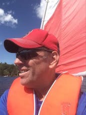 Voilier Sunfish sur le lac Merrymeeting dans le New Hampshire