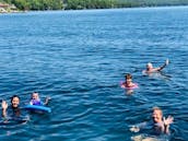 Bennington 22' Pontoon on Merrymeeting Lake, New Hampshire