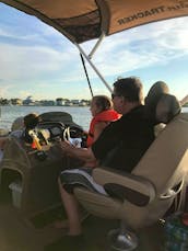 Fun and relaxing pontoon! Spring is almost here. 