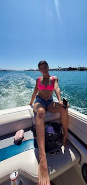32' Bayliner Motor Yacht Cruising Emerald Bay, Newport Beach & Catalina