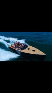 40' VanDutch SKYFALL Luxury Day Yacht for Day Parties, Birthdays, Engagements 