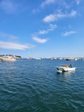 Sailing in Newport- Catalina 320 Sailboat with Captain Kenneth & Captain Perrin