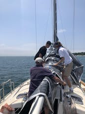 Velero J Boat de 42 pies en Newport, Rhode Island