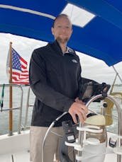 4 or 8 Hour Sails on Narragansett Bay on Seafarer Swiftsure Yacht!