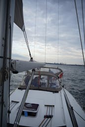 Charter Jeanneau 50 DS Sailing Yacht in English Bay