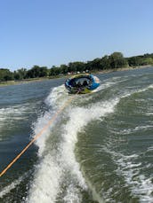 24' Crownline 240EX Powerboat for fun in the sun on Lewisville Lake!