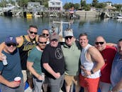 Barco de pesca ou cruzeiro particular a bordo de um iate a motor de 70 pés em Ocean City, NJ