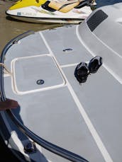 259 Splendor Platinum Cuddy Boat on Orlando Lakes!!