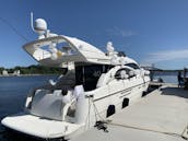 Luxueux yacht italien Azimut Flybridge de 50 pieds - Centre-ville de Montréal