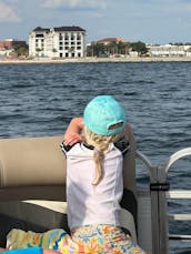 Luxury Pontoon Rental in Panama City, Florida with free snorkel gear 