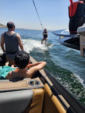 24ft Heyday Surf Boat for rent on Lake Perris