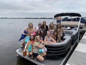 Spring Park Bay, Lake Minnetonka Montego Bay 20' Pontoon