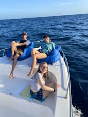 28’ Pro Kat Center Console for Rent with Captain in Pompano Beach, Florida!