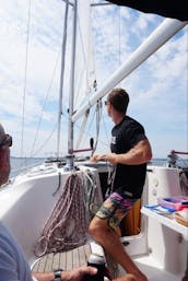 Sailing Long Island Sound with Captain Steve onboard 34ft Beneteau Oceanis 