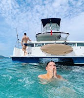 Catamarán a motor Lagoon 43 de diseño francés en Puerto Vallarta