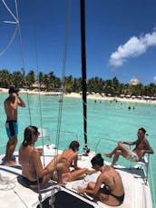 PRIVATE CATAMARAN ⛵️ STARTING ON ISLA MUJERES 🏝️