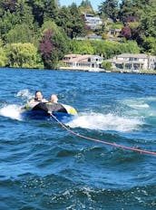 Crest 22ft Pontoon Party Boat In Seattle Area And Surrounding Lakes