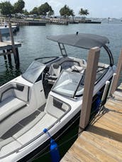 Speed & Comfort with 2022 Yamaha AR250 Adventure Bowrider!