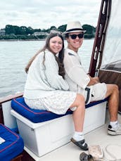 36ft Vintage Yacht Marlinspike Charter in Sag Harbor, New York