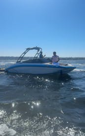 2022 Yamaha Jet Boat for rent!! FREE TUBES and WAKESKATE INCLUDED