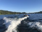 Lake Coeur D'Alene Book the Chaparral 180 SSE Powerboat on Lake Coeur d'Alene